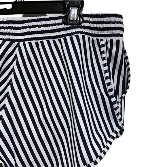 ALBION Pana Stripe Sprinter Shorts Panty Lined Size Medium - Picture 8 of 10